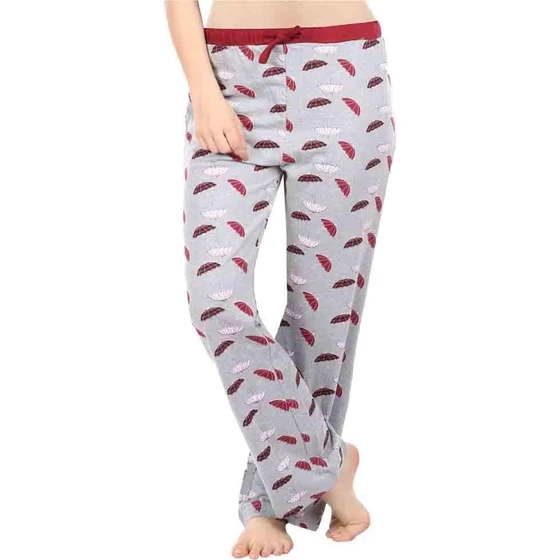 women-pyjamas-set.webp