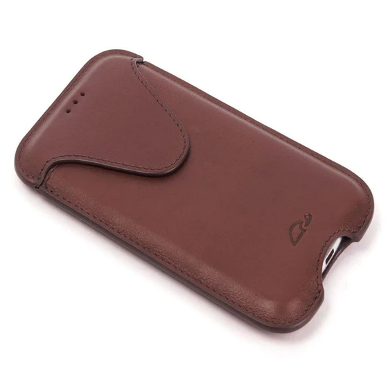 leather-iphone-pouch-2.webp