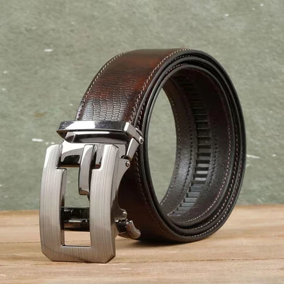 sturdy-strap-leather-belt-1.webp