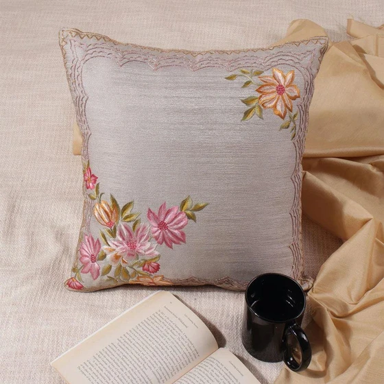 embroidery-cushion-covers-1.webp