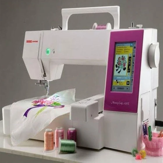 computer-embroidery-machine-2.webp