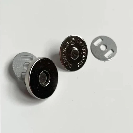 magnetic-button-clasp-2.webp