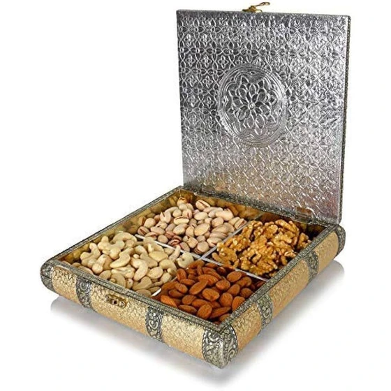 dry-fruit-boxes-1.webp