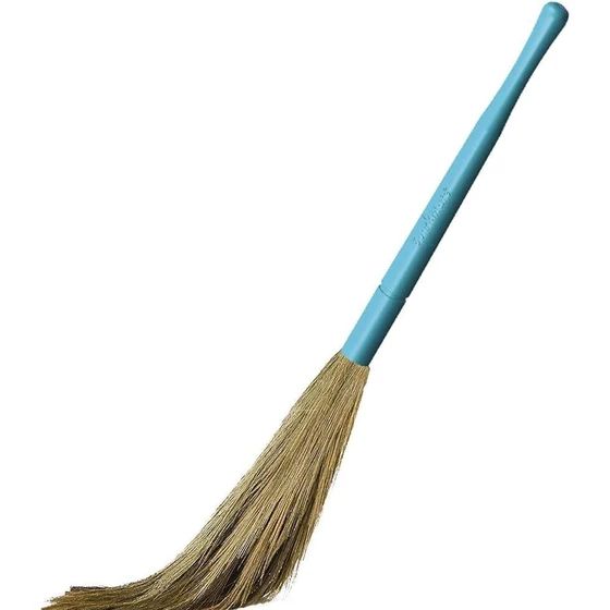 grass-broom-stick-2.webp