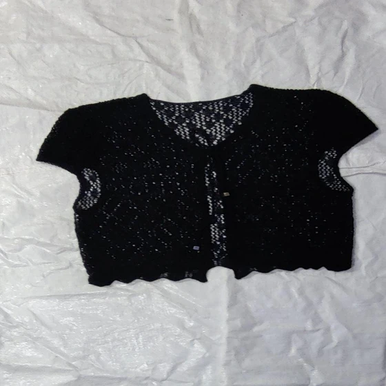 used-crochet-top-1.webp