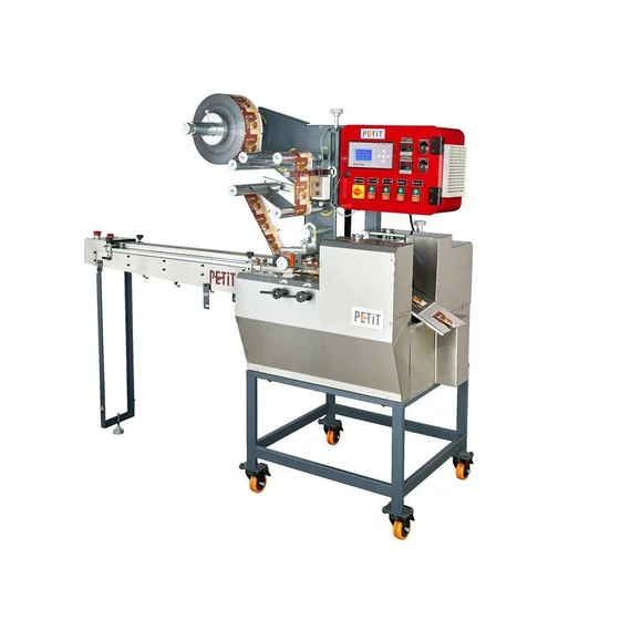 candy-packing-machine-1.webp