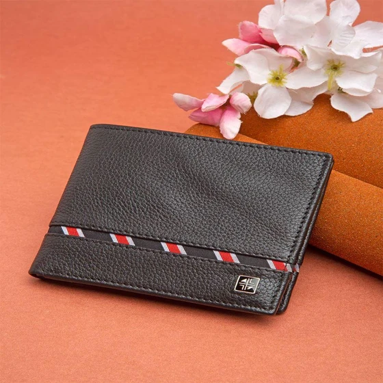 rfid-leather-wallet-2.webp