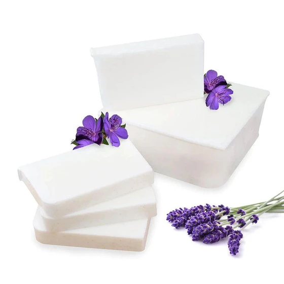 lavender-soap-base-2.webp
