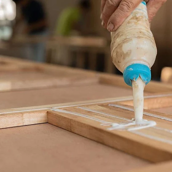 wood-glue-2.webp