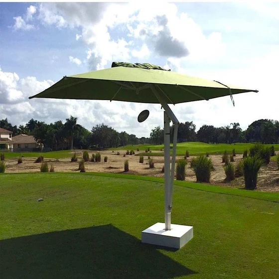garden-golf-umbrella-2.webp