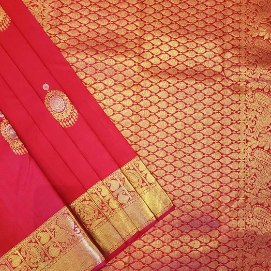 bridal-wedding-sarees-2.webp