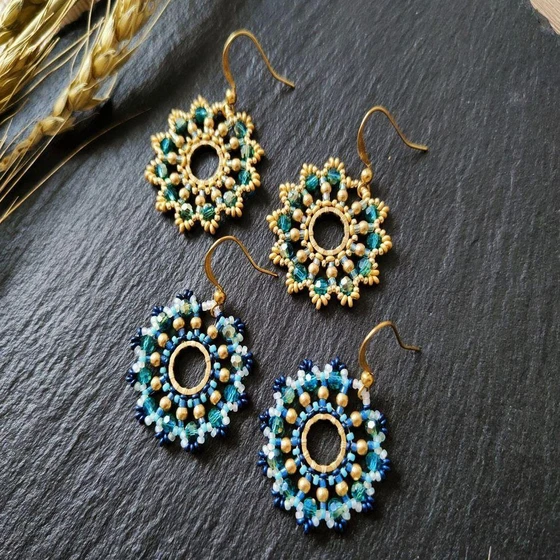 handicraft-beaded-earrings-2.webp