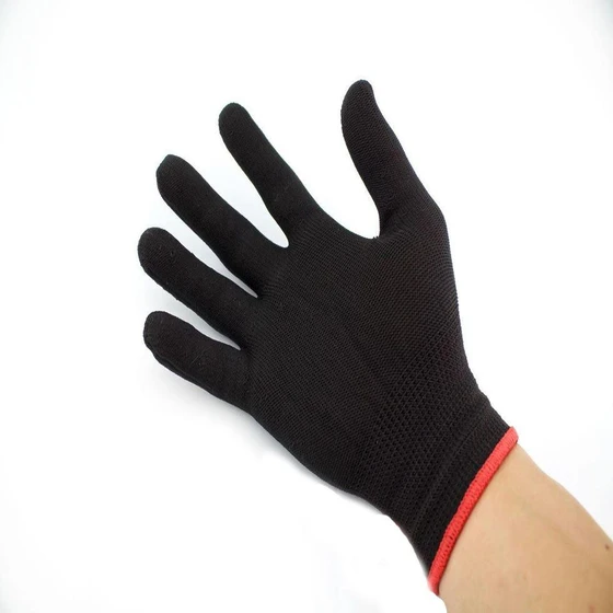 vinyl-wrap-gloves-2.webp