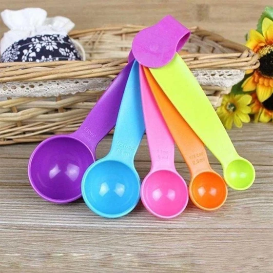 round-plastic-measuring-spoon-2.webp
