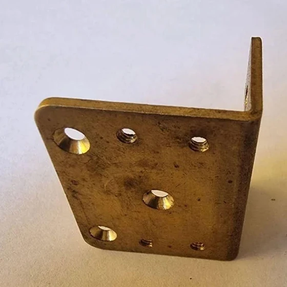 brass-angle-brackets-2.webp