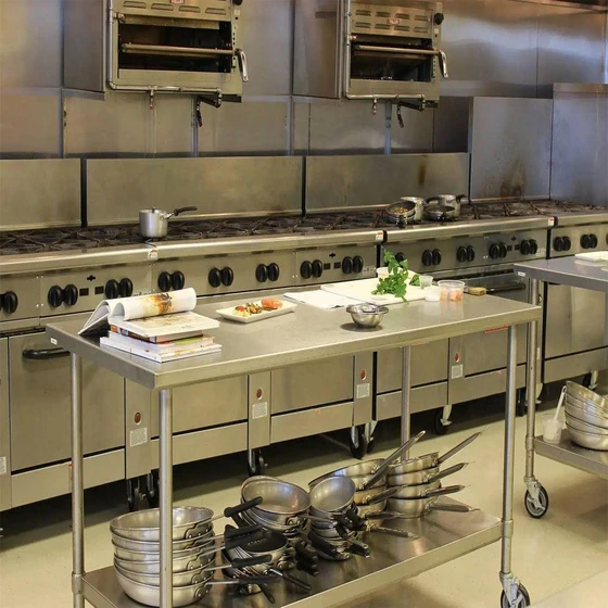 restaurant-kitchen-equipment-1.webp
