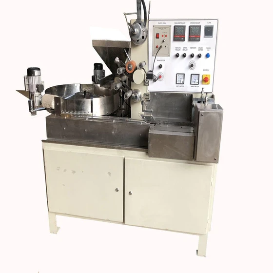 wrapping-candy-pillow-machine-2.webp