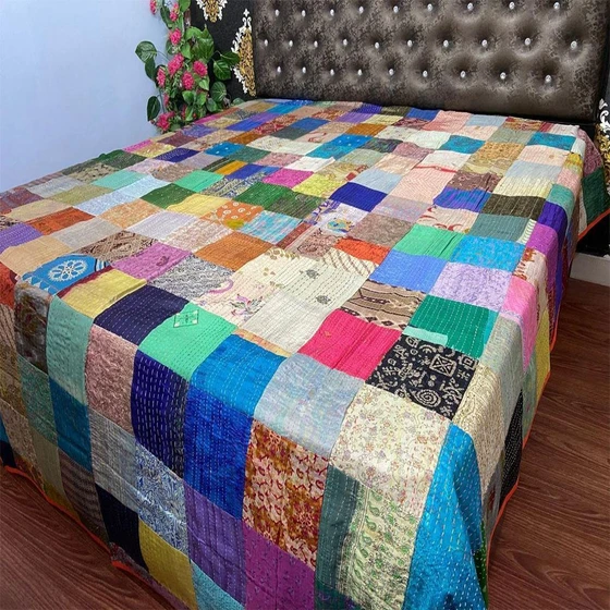 handmade-patchwork-quilts-2.webp