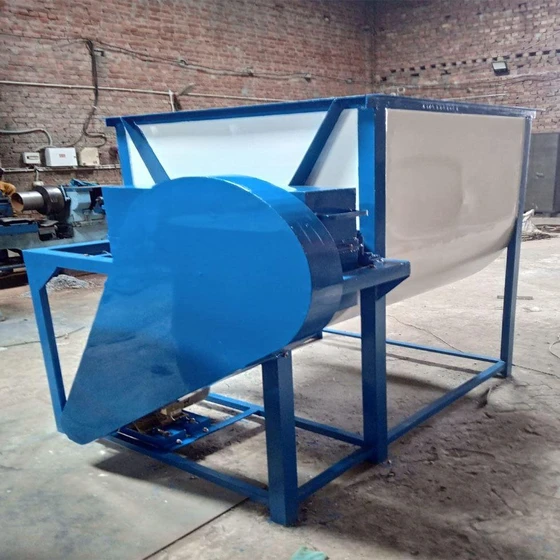 mild-steel-cattle-feed-mixer-machine-2.webp