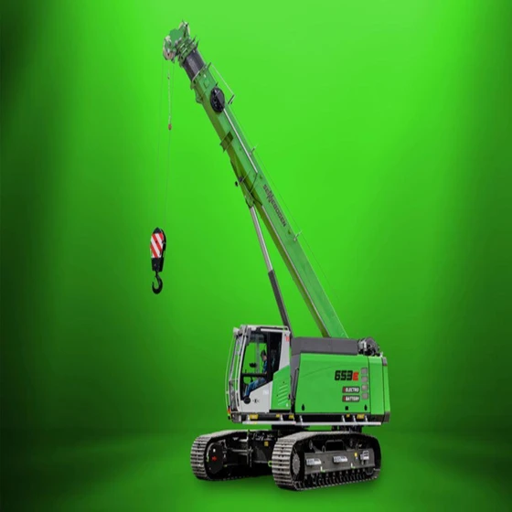 battery-operated-crane-2.webp