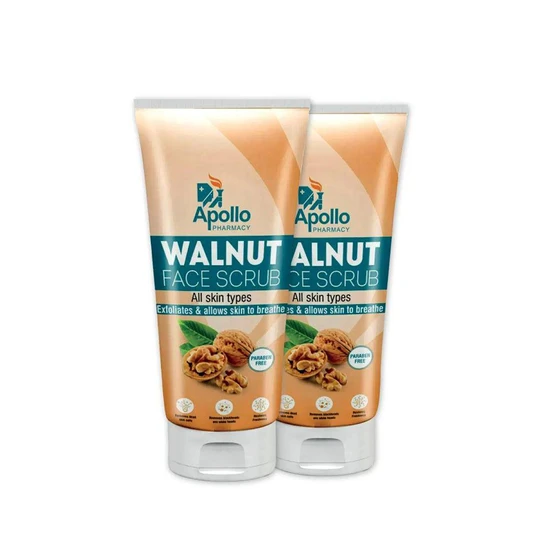 face-walnut-scrub-2.webp