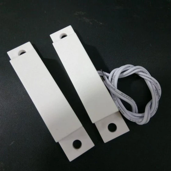 magnetic-door-sensor-1.webp