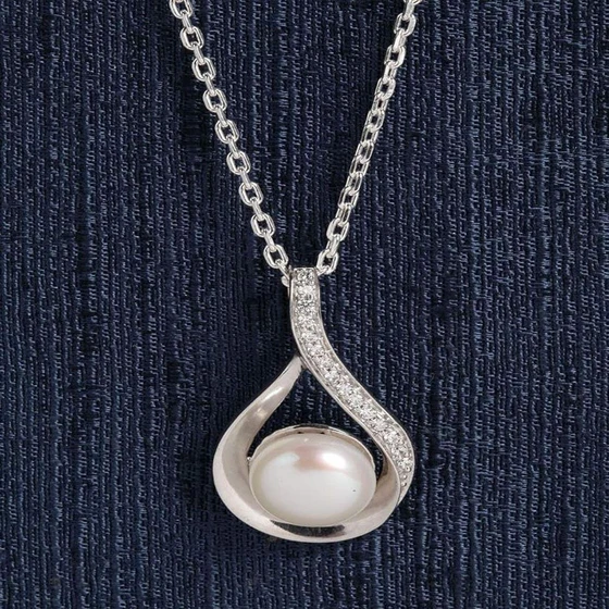 silver-pearl-pendant-1.webp