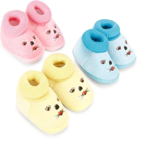 booties-born-baby-shoes-2.webp