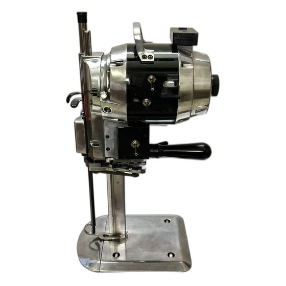 cloth-cutting-machine-2.webp