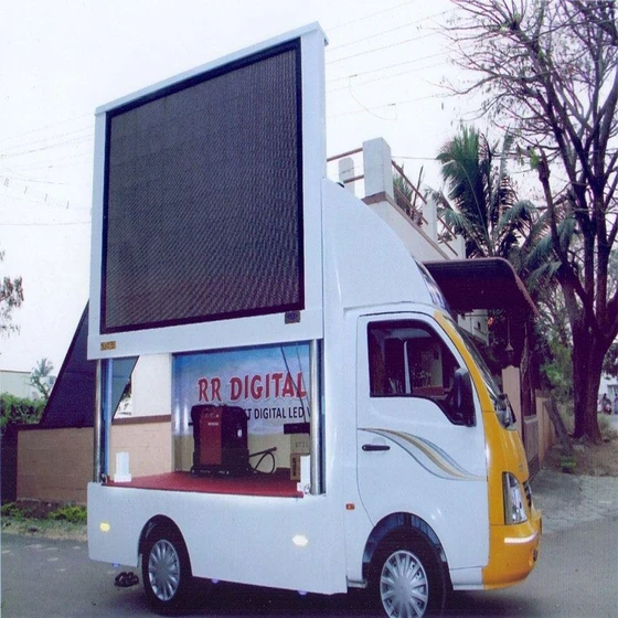led-mobile-display-van-1.webp