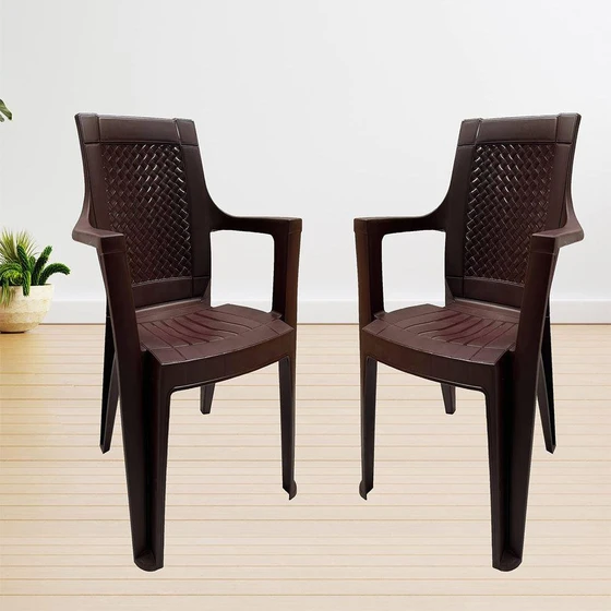 brown-plastic-chairs-2.webp