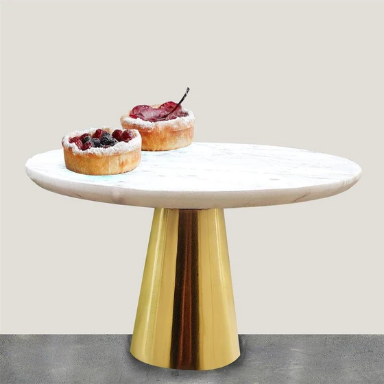 marbled-cake-stand-2.webp