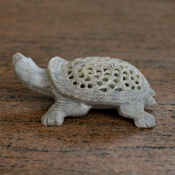 tortoise-stone-statue-2.webp