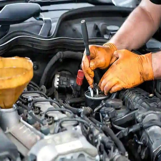 engine-repairing-services-2.webp