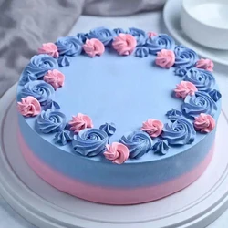 Round Cream Cake