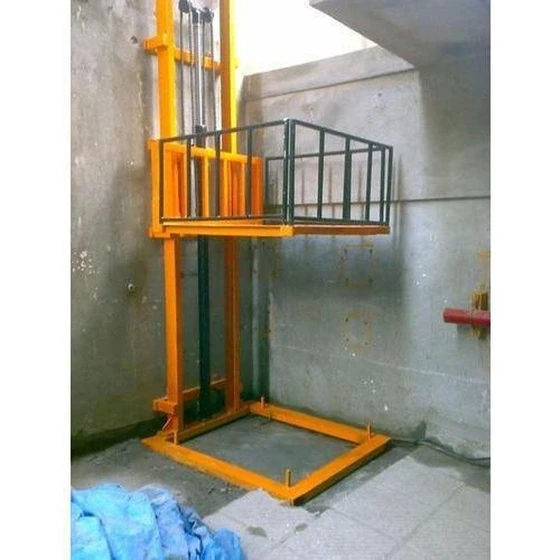goods-capacity-elevator-2.webp