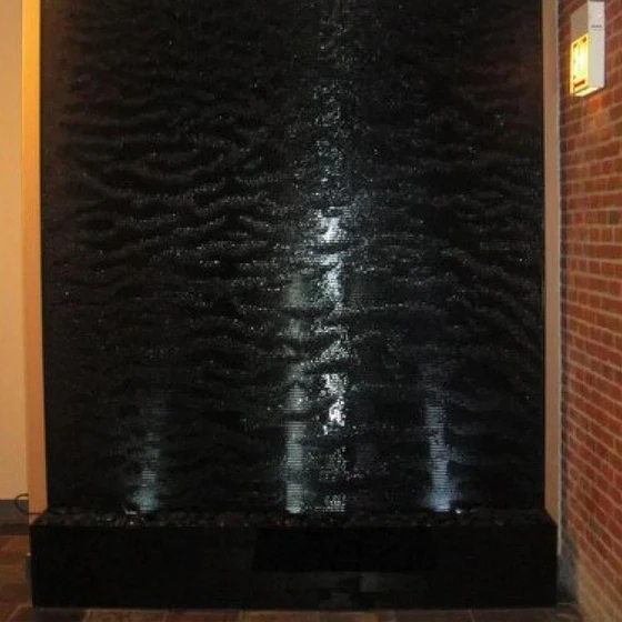 black-wall-fountains-2.webp