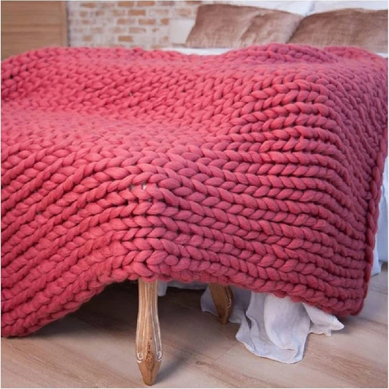 thick-wool-blanket-2.webp