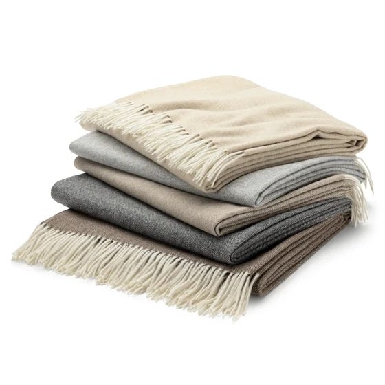 cashmere-blanket-2.webp