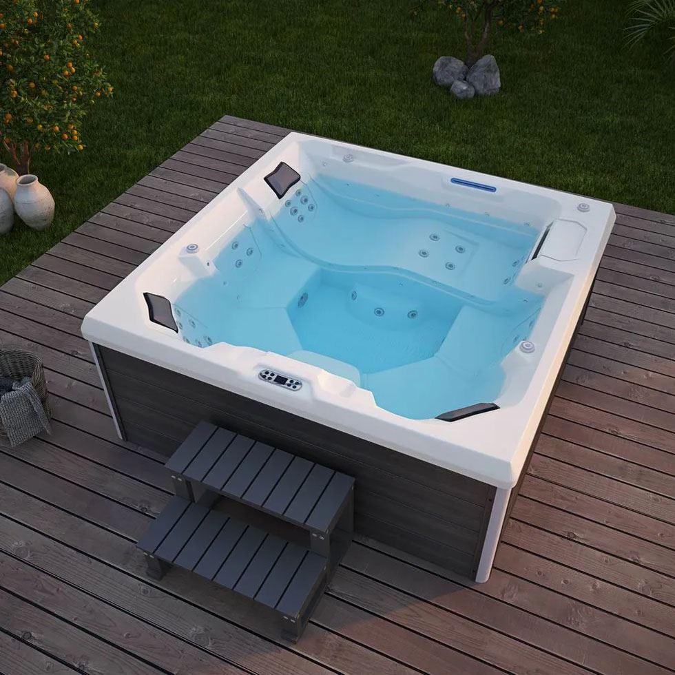 Acrylic Spa Tub Image