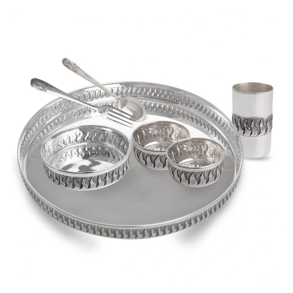 Antique Dinner Set Image