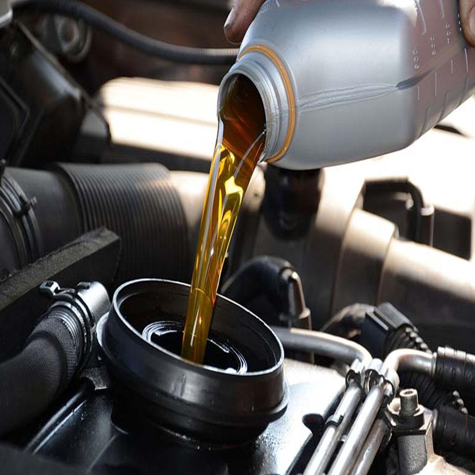 Automotive Engine Oils Image