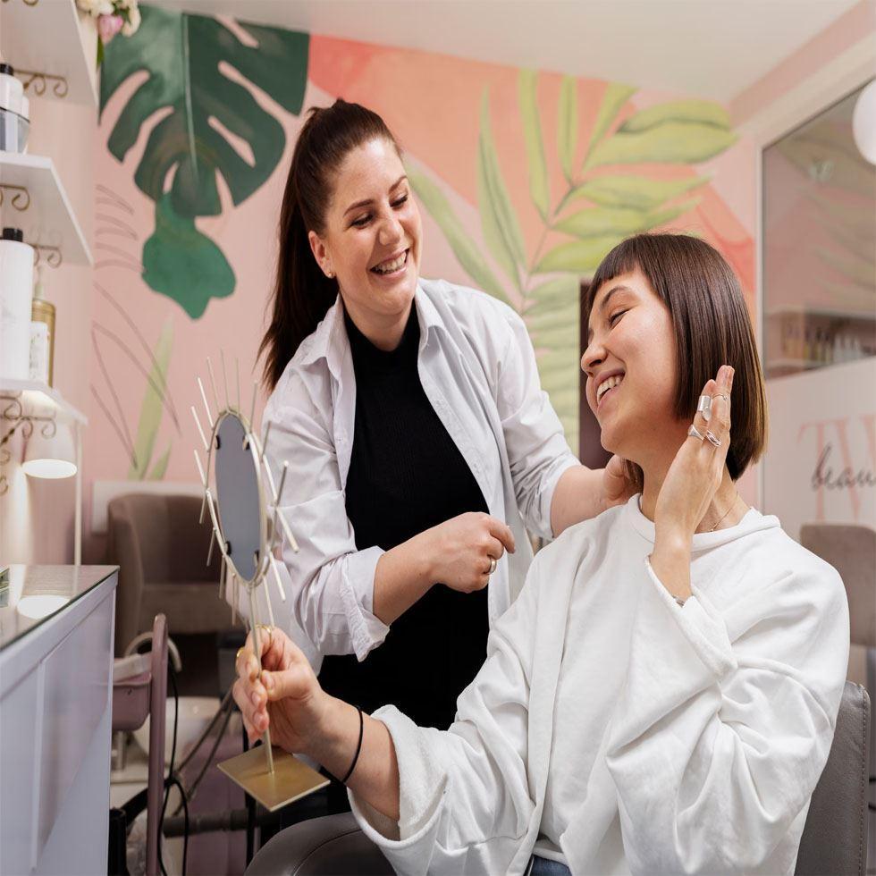 Beauty Salon Service Image