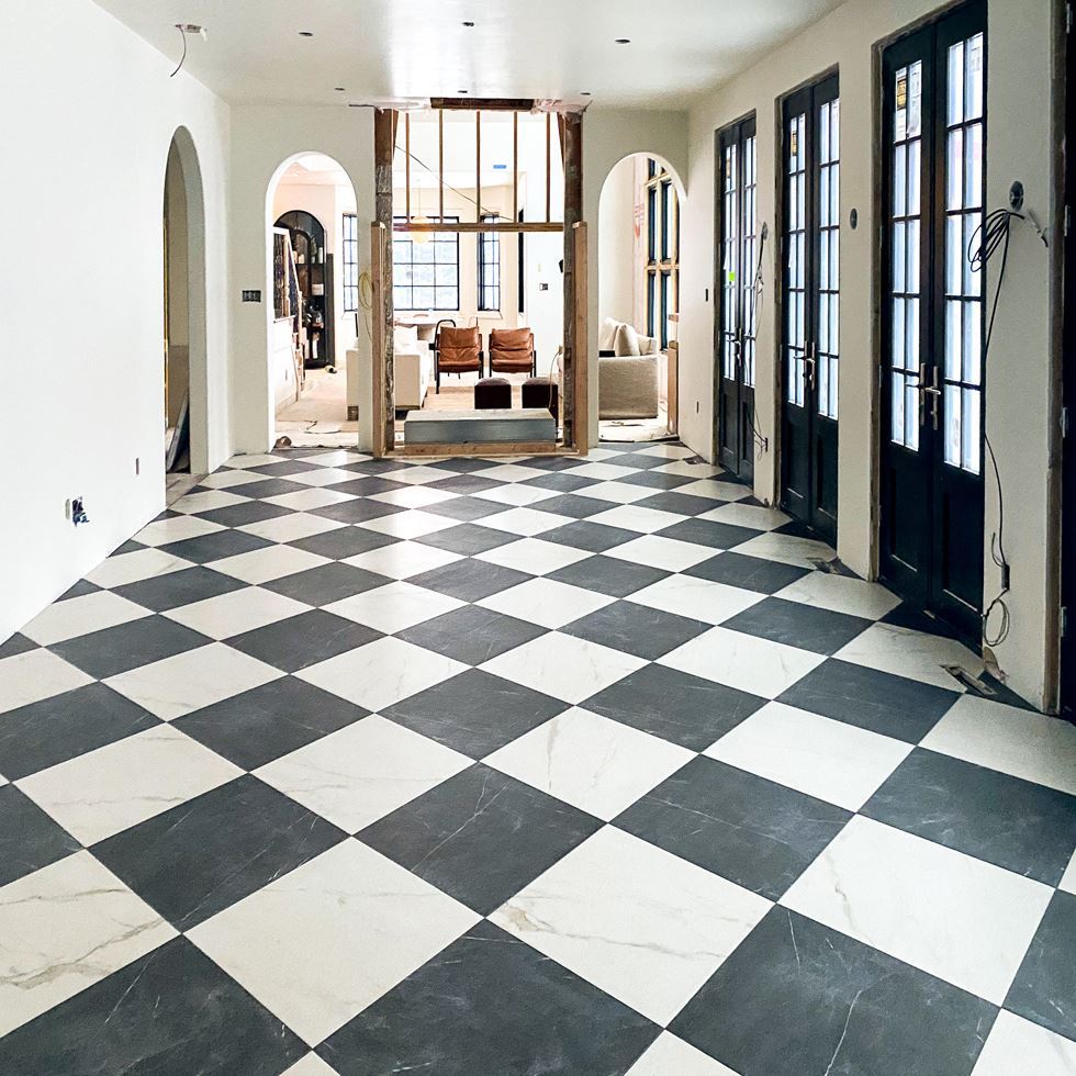 Checkered Tiles Design Image