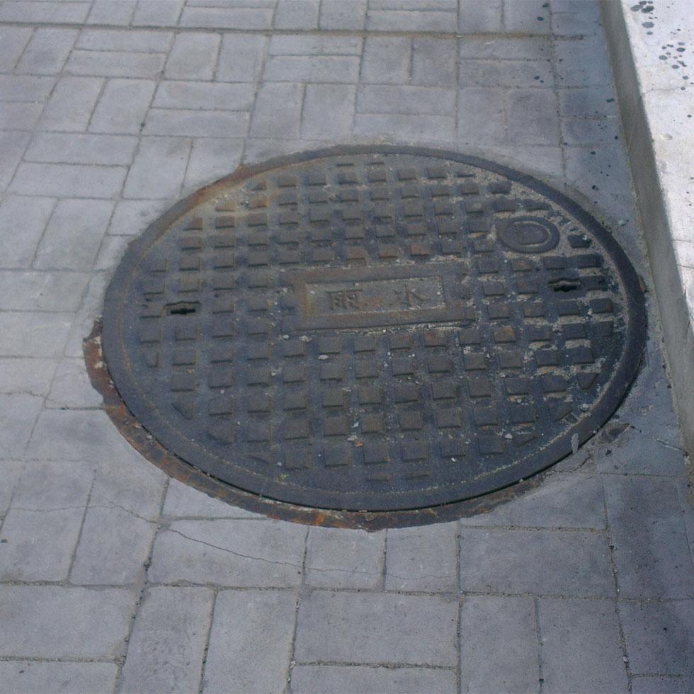 Circular Manhole Cover Image