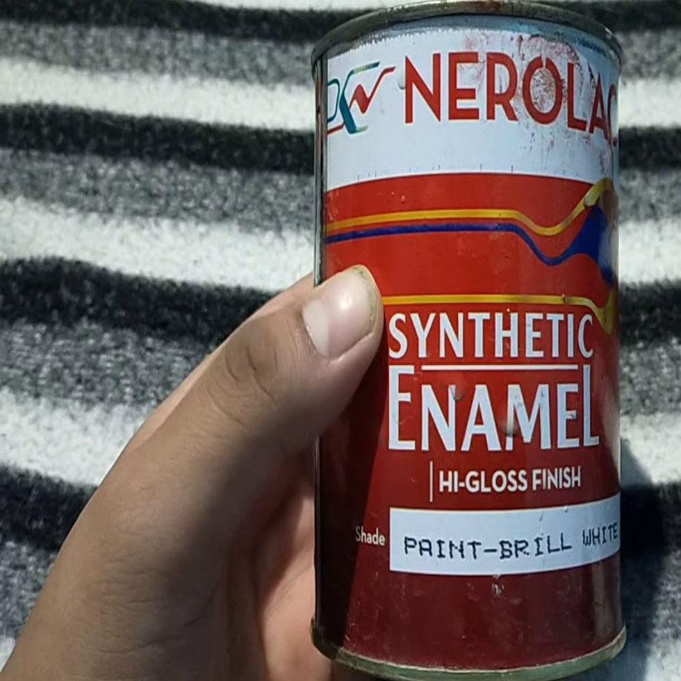 Enamel Synthetic Paint Image