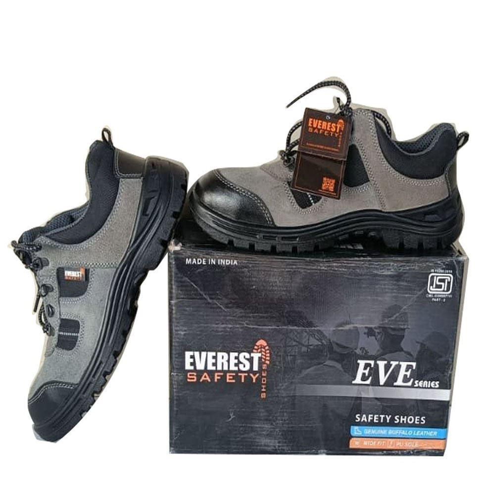 Everest Safety Shoes Image