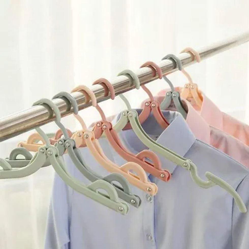 Foldable Cloth Hanger Image