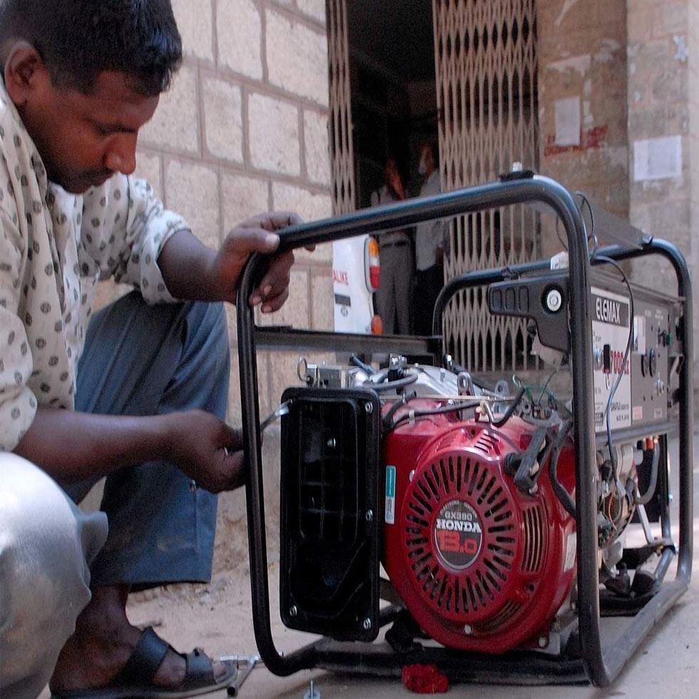 Generator repair services Image