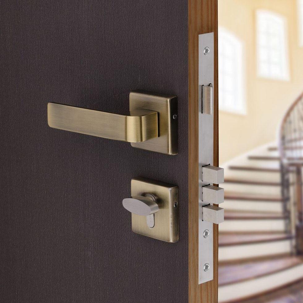 Handle Lock Door Image